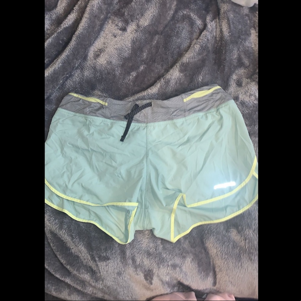 Women Patagonia shorts